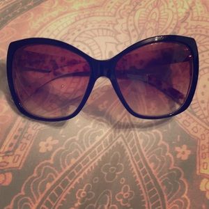 Dolce and Gabbana sunnies